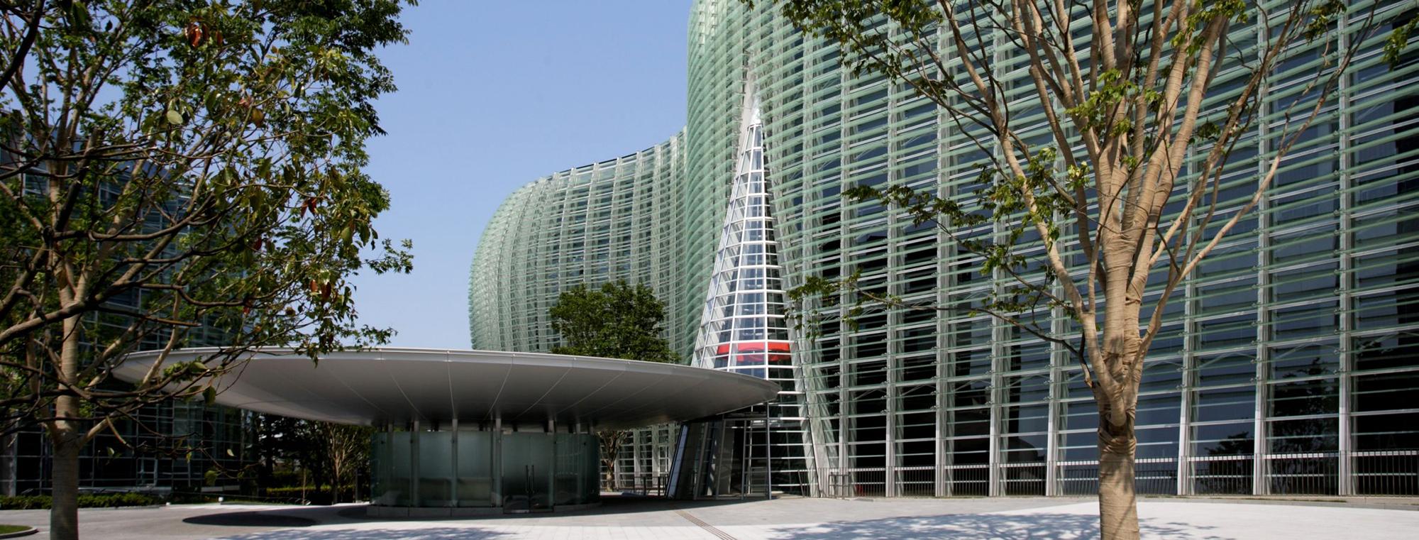 国立新美術館 THE NATIONAL ART CENTER, TOKYO